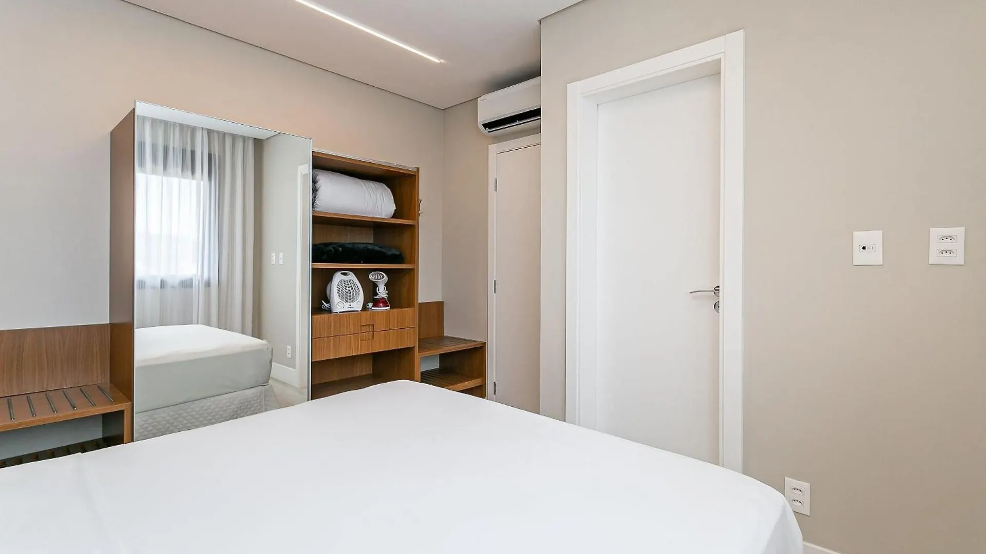 Wi-Fi 350Mb | 150M Da Praia De Jurere #Ja29 Florianópolis Appartement